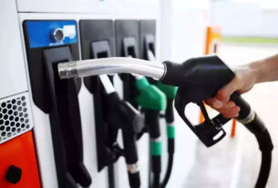 पेट्रोल-डीजल के दाम में भारी गिरावट, जानिएं लेटेस्ट रेट | Petrol Diesel Price Today,