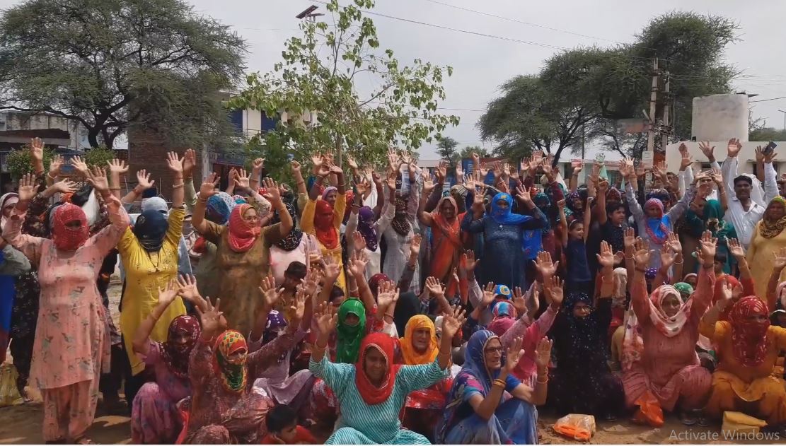 Haryana News Live: नगर पालिका का दर्जा रद्द करवाने की मांग पर अड़े ग्रामीण, live