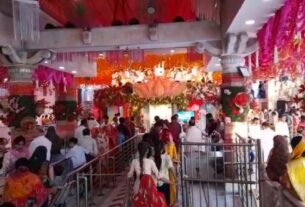 Happy Navratri 2022 Wishes, शारदीय नवरात्री पर मंदिरों में लगा भक्तों का तातां...