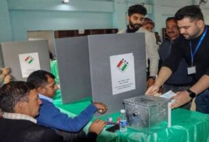 Himachal Election Voting Live, हिमाचल में मतदान शुरू, ईवीएम में कैद होगी......