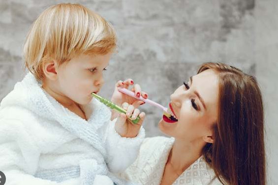How to clean teeth of baby, बच्चों के दांतों की कैसे करें देखभाल जो रहे जीवनभर....