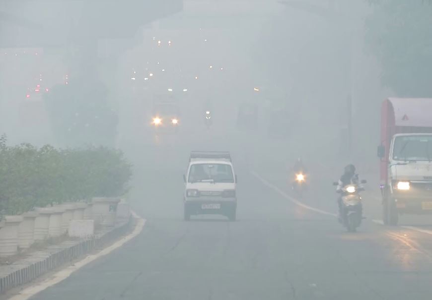 NCR Pollution, राजधानी में प्रदूषण की जहरीली हवा में ही गुजर सकता है नवंबर.....