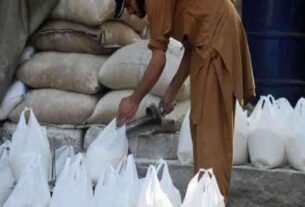 Pakistan Economic Crisis, पाकिस्तान पहुंचा कंगाल की कगार पर, रोटी के लिए .....