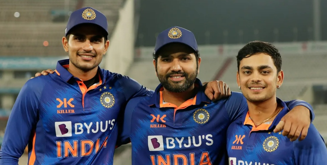 Indians Double Century in ODIs, भारतीय टीम में शामिल 3 खिलाड़ी जो लगा ......