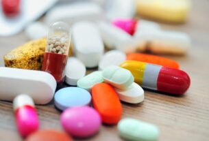 National news, आइब्रुफेन पैरासिटामोल समेत 128 दवाओं की बदली कीमतें! | Live |