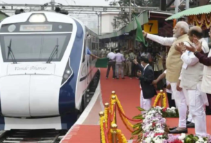Vande Bharat Express, देश को मिली 8वीं वंदे भारत ट्रेन, 8 घंटे में 700 KM भरेगी ...