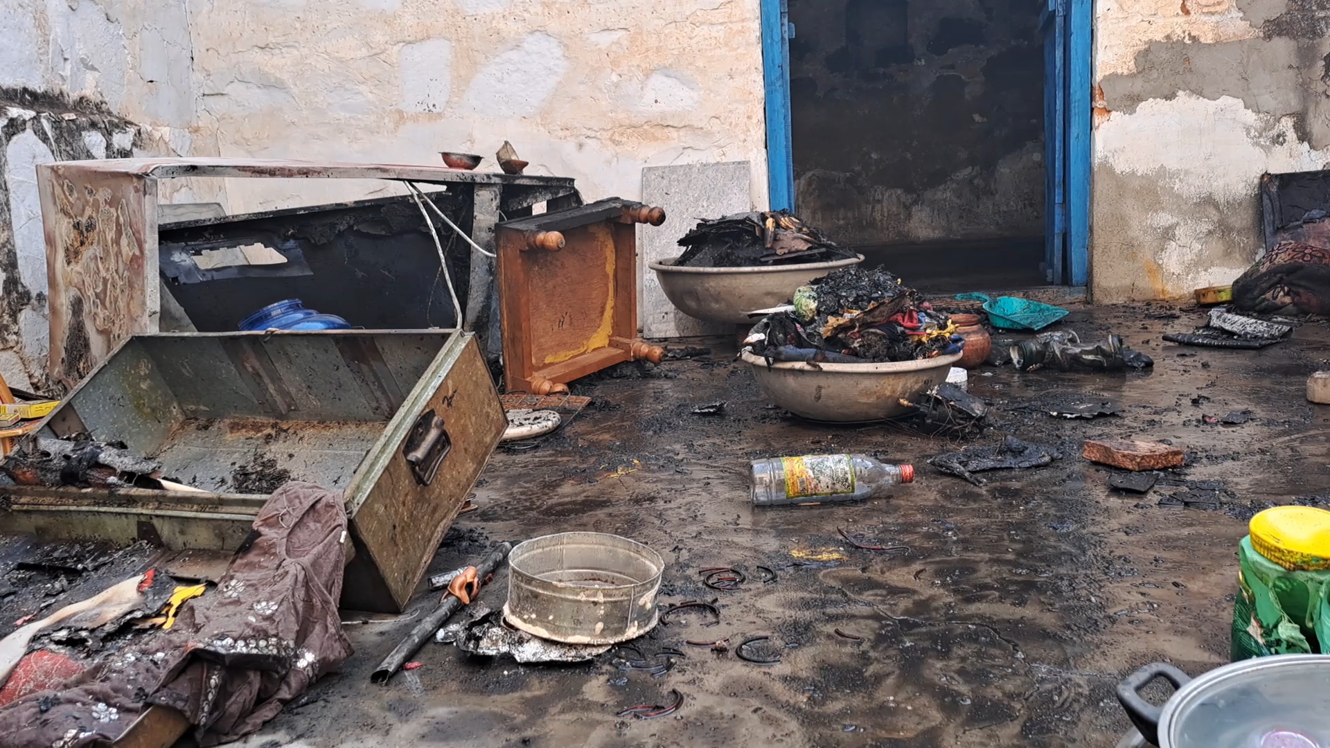Haryana samachar, मकान में शॉर्ट-सर्किट से आग लगने से लाखों रूपये का घरेलू ....