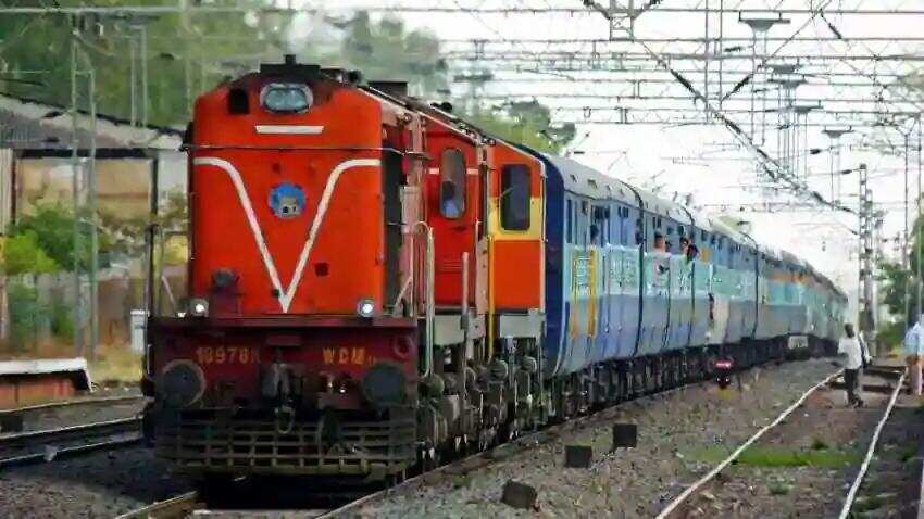 Railway News, दिल्ली में ट्रेन से यात्रा करना पड़ सकता है भारी ! | Delhi railway,