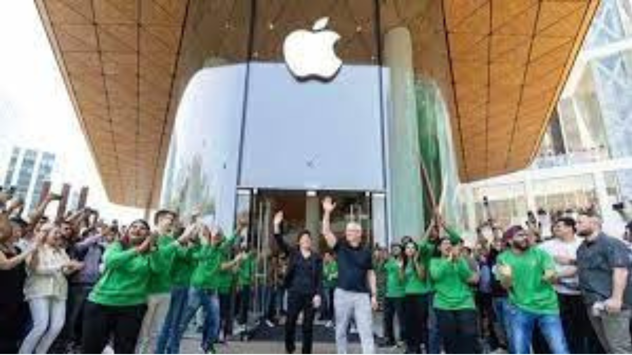 India's First Apple Store,Apple Store,भारत का पहला एपल स्टोर, जानिए क्या...