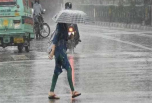 delhi weather update,तेज हवा के साथ मूसलाधार बारिश से बदला दिल्ली एनसीआर.