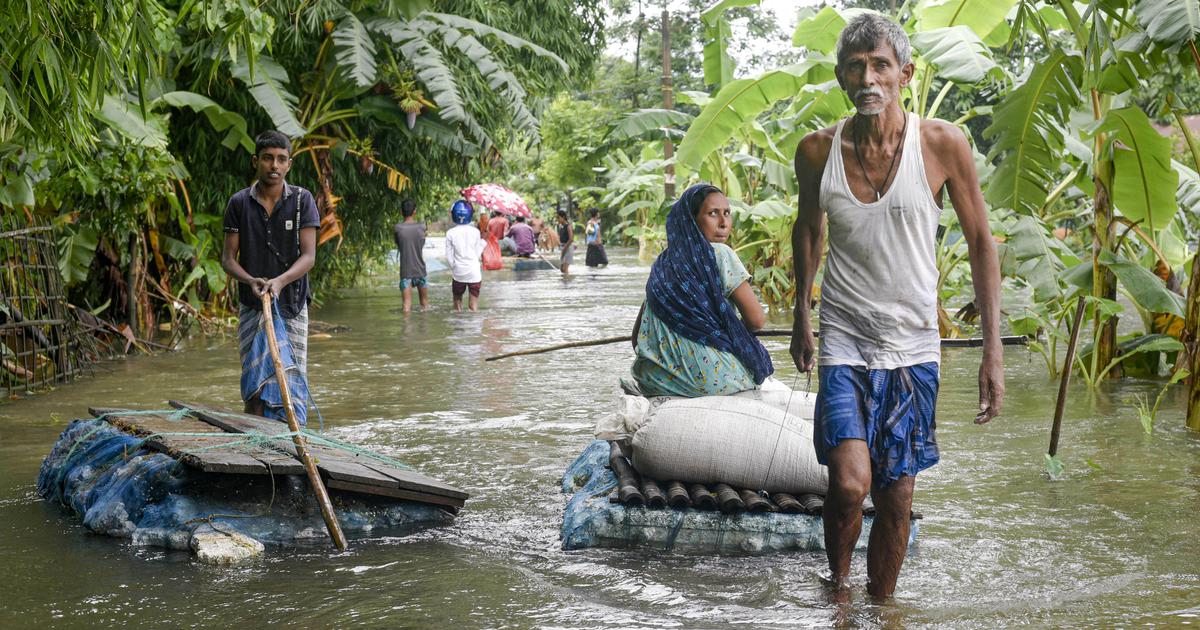 Lakhs of people in 22 districts troubled by floods in Assam, NDRF, SDRF and paramilitary forces enter the fray for rescue