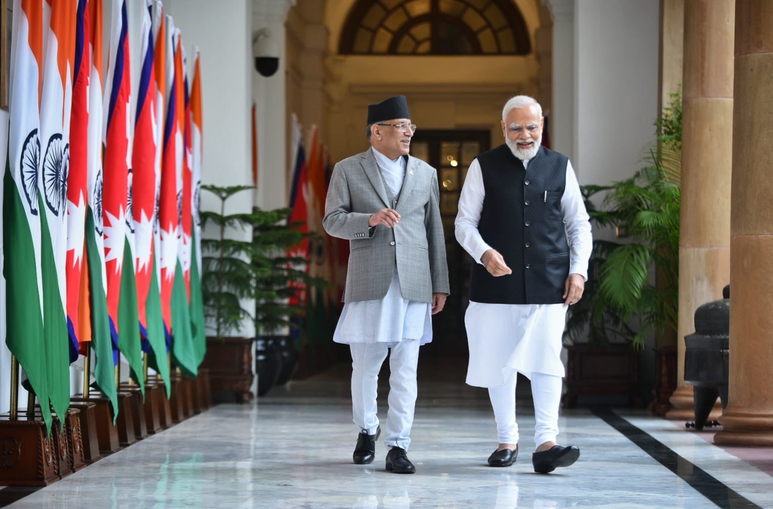 नेपाली पीएम कमल दहल 'प्रचंड'की भारत यात्रा ,कई समझौते भी हुए!