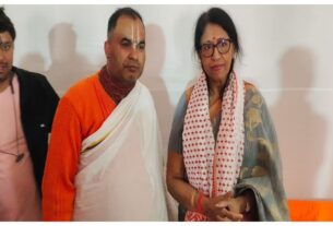 Ayodhya: Bollywood singer Kavita Krishnamurthy visited Ramlala, ayodhya news in hindi, rammandir news in hindi