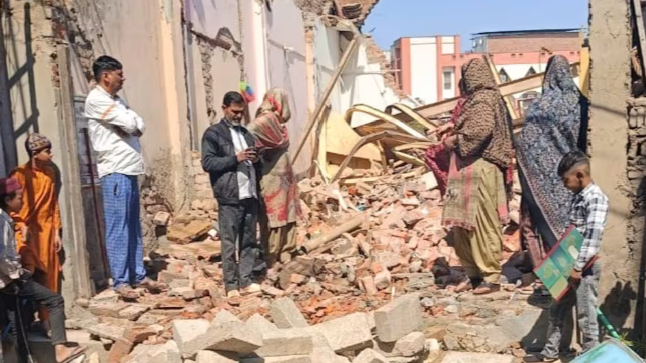DDA helped in saving 41 laborers trapped in rat miner's demolished house
