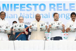 Politics: Congress manifesto promises to remove 50 percent limit on caste census and reservation, Totaltv news in hindi, Congress, Politics news in hindi