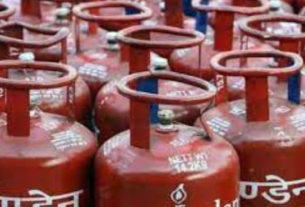 LPG Cylinder price reduce today, LPG Cylinder price reduce , LPG Cylinder price, LPG PRICE, LPG ke daam ghate, Oil Marketing Companies, commercial LPG, commercial LPG price reduce ,