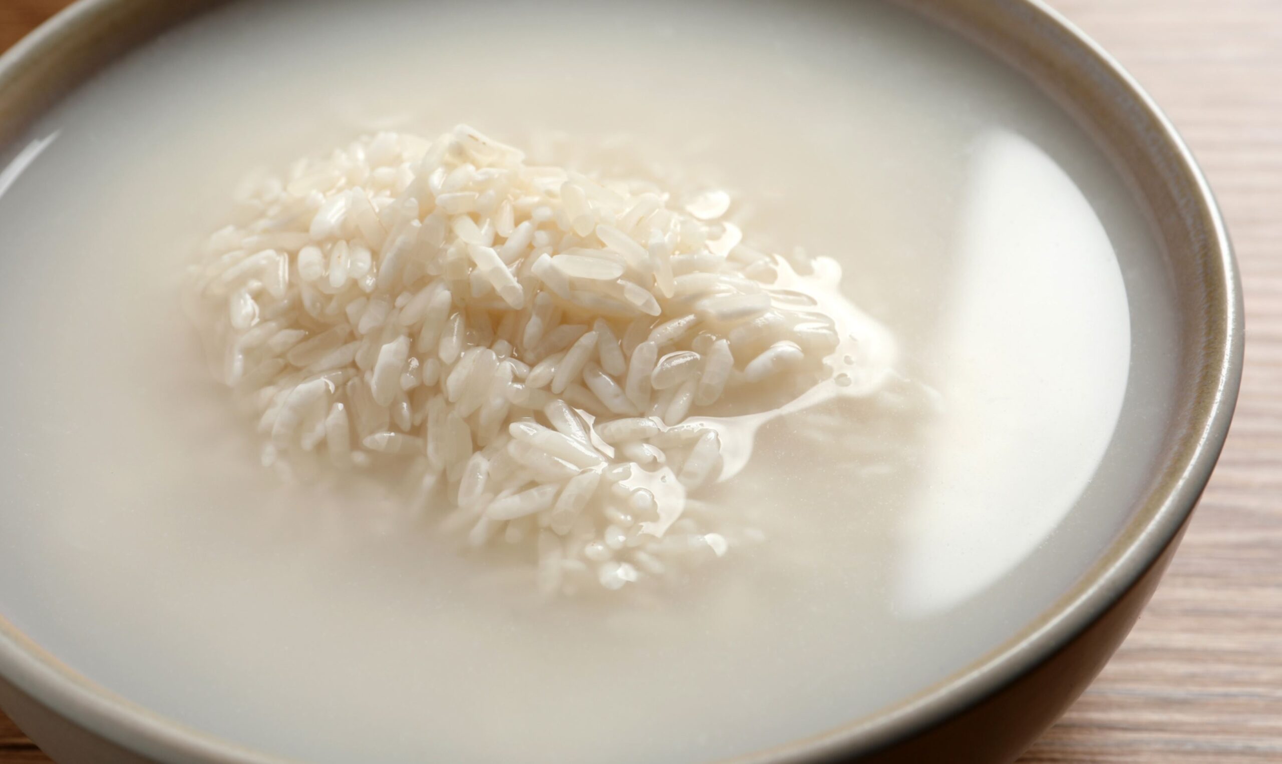 Weight Loss: Miracle of cooked rice water... Easy and natural solution to the problem of obesity! Health,rice water,obesity, Weight Loss, boiled rice water benefits obesity, Boiled rice water benefits for stomach, Boiled rice water benefits, Does drinking rice water increase weight, How to prepare rice water for weight loss, Rice water for weight loss How to drink water, what happens if you drink boiled rice water, should you avoid rice for weight loss, why does rice increase obesity, benefits of boiled rice water.