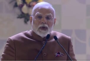 Political News: Some people are trying to disturb peace in the name of caste politics - PM Modi