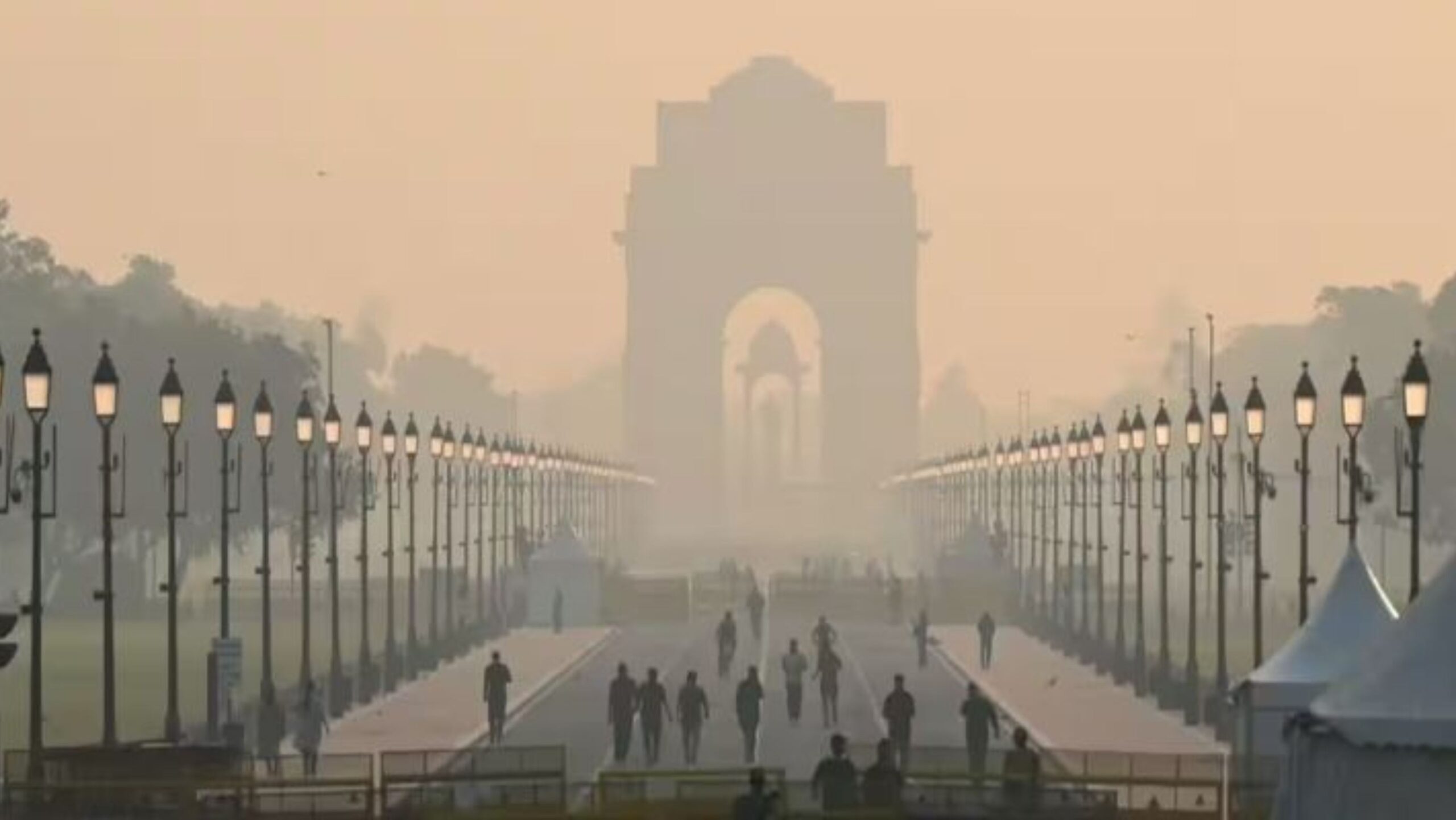delhi-news-minimum-temperature-recorded-in-delhi-was-11-4-degrees-celsius-sometimes-a-feeling-of-severe-cold-and-sometimes-feeling-of-heat-the-mood-of-the-weather-is-changing-every-moment-in-delhi