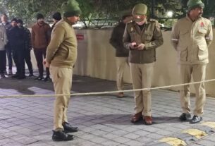 Ghaziabad: Depression can become so dangerous! The man committed suicide by jumping from the 9th floor... Ghaziabad News, Ghaziabad News Today, Ghaziabad News in Hindi, Ghaziabad News, Ghaziabad News, Restaurant businessman commits suicide by jumping from the ninth floor of the society
