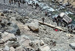 Accident News: 5 killed, 2 injured in road accident in Ladakh, jammu-general,, Kargil accident, Car,truck collision, Ladakh road accident, Scorpio,tipper collision, Kargil road mishap, Five killed in Kargil, Kargil accident news, Ladakh accident update,Jammu and Kashmir news,