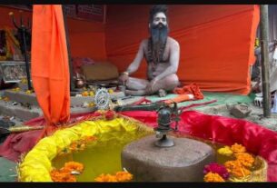 #Mahakumbh2025#PrayagrajMahaKumbh, #MahaKumbh2025, #stonewiththenameRamfloatinginwater, #MahaKumbh, #Prayagraj, #RamNaamstone, #floatingstone, #RamSetu, #Rameswaram, #NalandNeel, #TretaYuga, #Kaliyuga, #miraculousstone, #pilgrimage, #faith, #tourism, #divineexperience