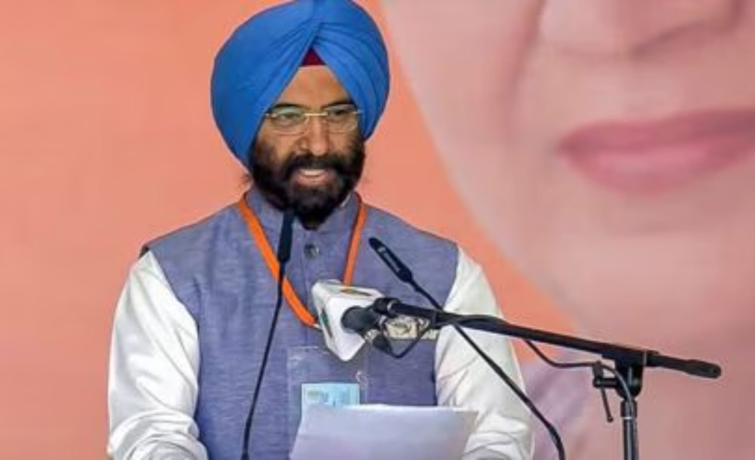 delhi-cabinet-sikh-leader-returns-to-delhi-cabinet-after-12-years-manjinder-singh-sirsa-takes-oath-as-minister, Delhi News, Cabinet Ministers, Rekha Gupta, Pravesh Verma, Manjinder Singh Sirsa, Cabinet oath , Rekha Gupta, Delhi News, Delhi CM, Delhi Minister, Manjinder Singh Sirsa