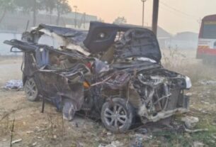 Accident News: Car going to Prayagraj Mahakumbh crashes in Kaimur, 1 dead, Varanasi major accident, accident in varanasi, varanasi news, up news, up police, varanasi police, Varanasi News in Hindi, Latest Varanasi News in Hindi, Varanasi Hindi Samachar, Varanasi police, Varanasi accident, horrific road accident, Hindi news