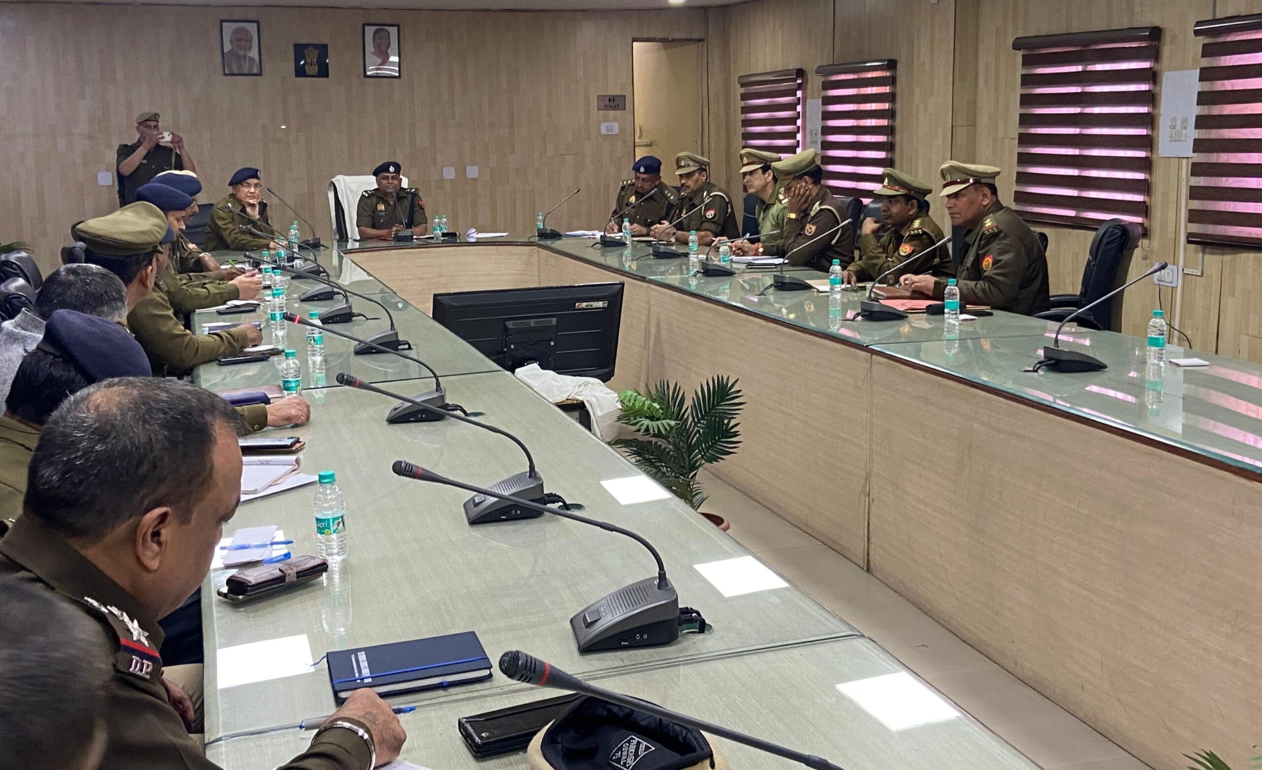 Delhi Election: Delhi Assembly elections tomorrow, police increased checking... Delhi elections, delhi election alert, delhi chunav news, delhi police, delhi election security arrangements, Delhi NCR News in Hindi, Latest Delhi NCR News in Hindi, Delhi NCR Hindi Samachar, Delhi election security arrangements