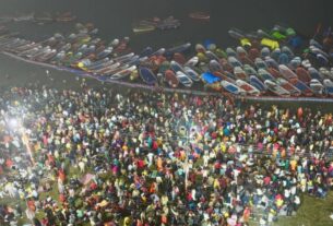 Mahakumbh 2025: Mahakumbh at its last stage, huge crowd of devotees in the last week of the fair, Mahakumbh LIVE updates, Prayagraj Kumbh Mela Shahi Snan photos, Prayagraj Kumbh Mela video , Mahakumbh 2025 live, Shahi Snan Prayagraj updates, Kumbh Mela 2025 live coverage, Mauni Amavasya Shahi Snan