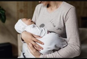 small child, baby child, baby crrying, doctor, baby crrying news