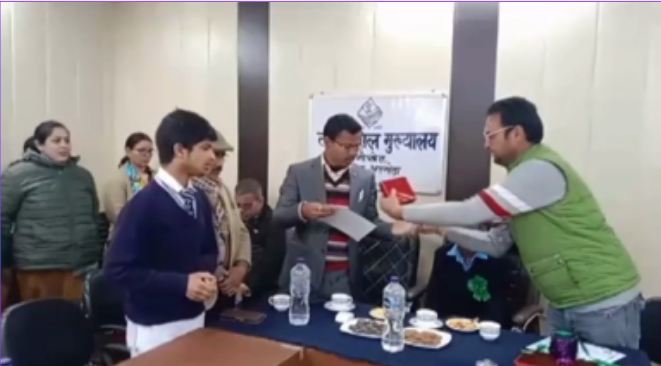 SDM almora News, almora Latest news, Ankit Bisht, SDM, Mission Navchetna, General Knowledge Competition, Ranikhet,
