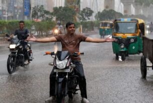 #Delhiweather, #Delhirain, #DelhiNCR, #weatherupdate, #Delhitemperature, #pollution, #Delhirainfall, #Delhiclimate, #weatherforecast, #rainprediction, #Delhiheat, #coldweather, #DelhiAQI, #Delhiair, #Delhisky, #windspeed, #lightrain, #strongwinds, #Delhipollutionlevel, #weatherdepartmentforecast, #Delhifog