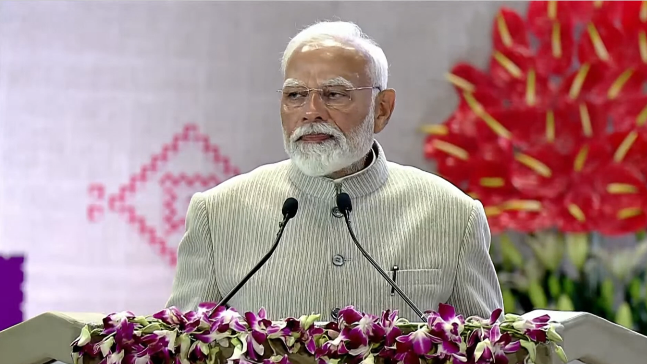 PM मोदी