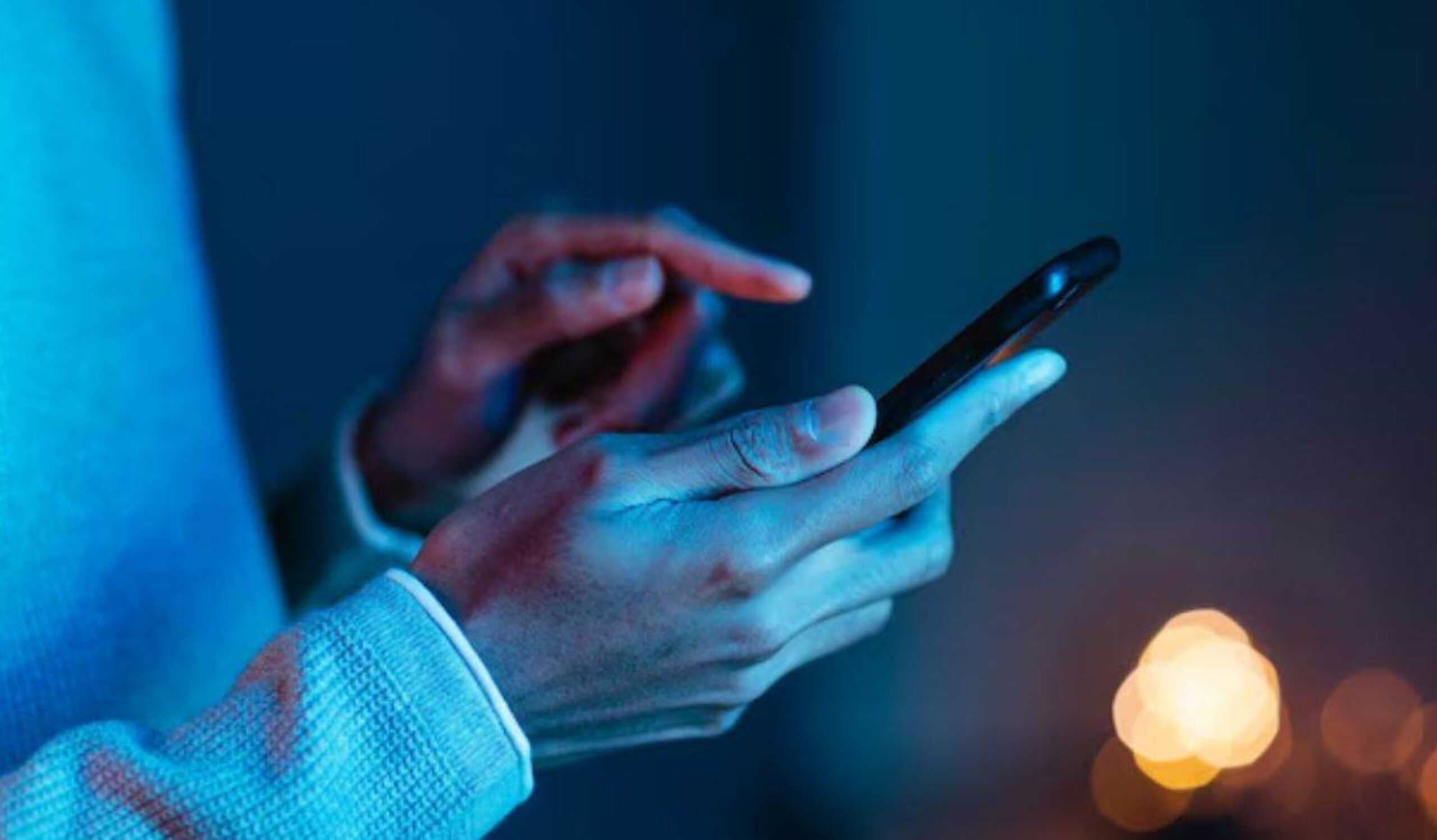 Smartphone: Reduce the use of smartphone and make life happier, smartphone detox, 3 days without smartphone, reduce smartphone usage, effects of smartphone break, changes after no smartphone, smartphone habits, daily life improvements, benefits of less smartphone use, phone-free lifestyle, impact of smartphone reduction