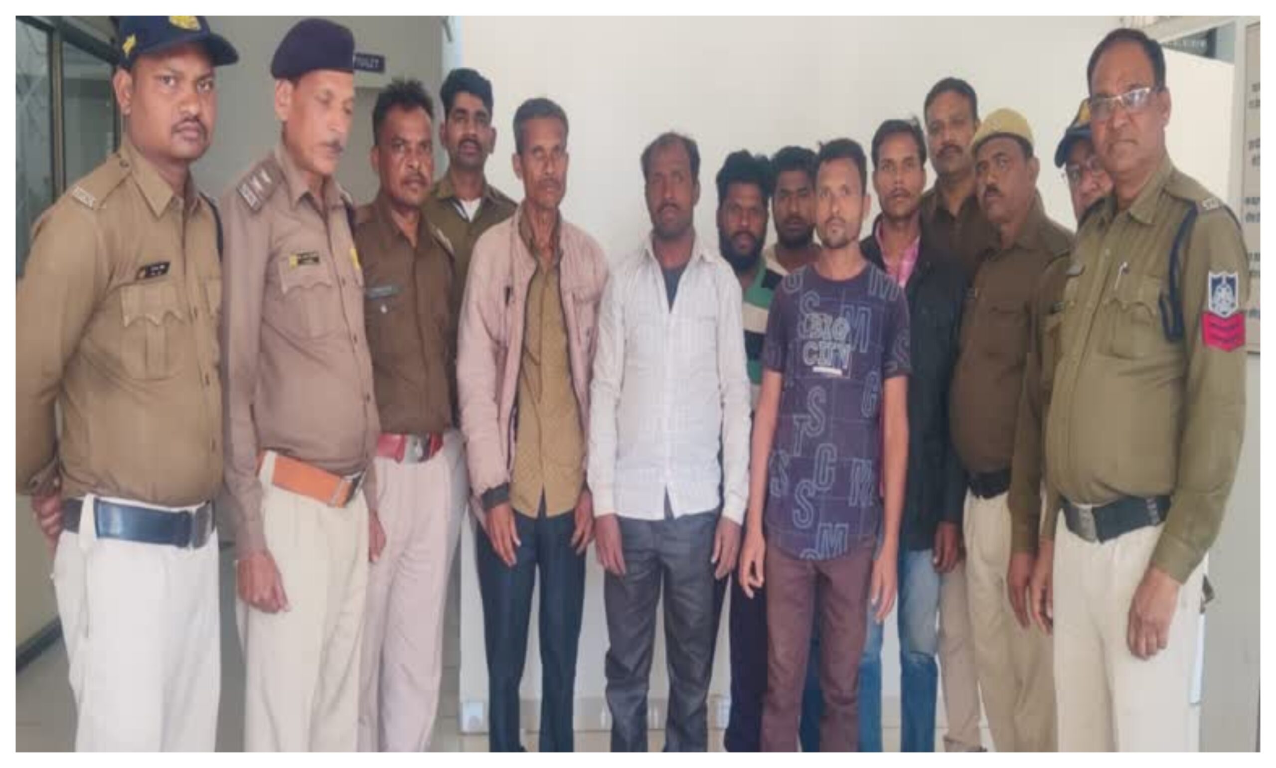 Madhya Pradesh: 6 accused arrested in ASI murder case, MP government announced to give Rs 1 crore assistance to the family, Rewa Police Attack, Mauganj Police Assault, ASI Death, Madhya Pradesh Police Attack, Shahpur Police Station Violence, Rewa District Crime, Injured Policemen, Mauganj News, Rewa Crime News, Tribal Youth Murder, Stone Pelting on Police, Madhya Pradesh Crime News, Attack on Police Team, Rewa Collector Ajay Srivastava