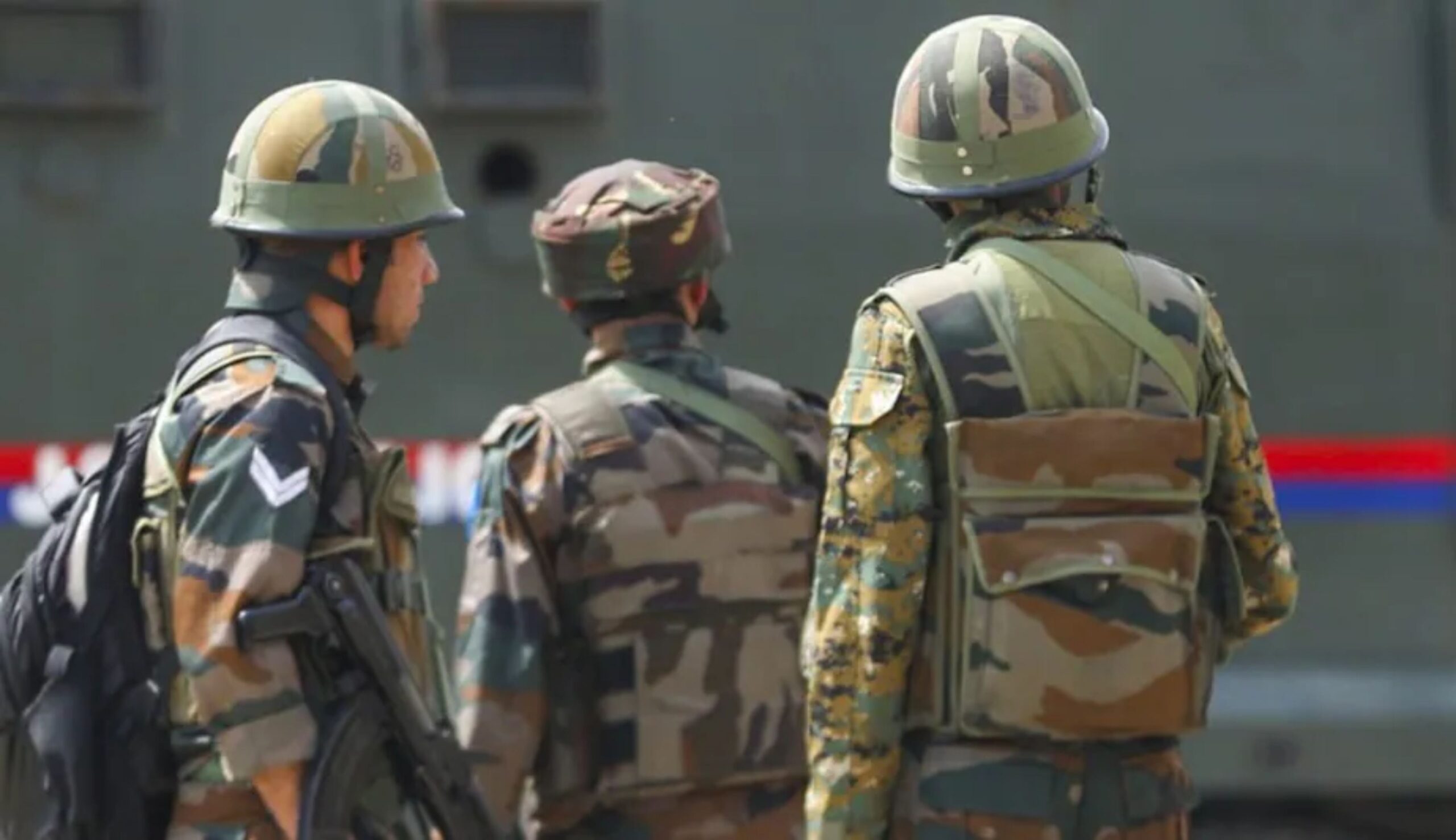 Jammu Kashmir: Encounter with terrorists in Kathua, 3 terrorists killed, 3 soldiers martyred, Encounter in Kathua, Encounter in Jammu and Kashmir, Terrorist killed, Kathua news, Security forces, Search operation, Encounter in Kathua, Encounter in Jammu and Kashmir, Terrorist killed, Kathua news, Security forces, Search operation