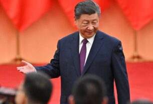 US-China Trade War: US-China trade war, China took action in response to Trump's tariff threat, US-China trade war, US-China trade ties, trump tariffs impact, Trump tariffs, Donald Trump, US-China tariff war, US China bilateral ties, US tariff 2025, US- China, Trade dispute, US- China Trade talks, America is 'blackmailing', 50 extra tariffs, #usa, #america, #china, #tariffs, #LatestNews, #trade, #TradeWar