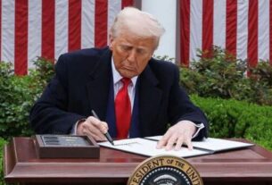 Trump Tariffs: Impact of Trump's tariff on India, what will be the effect of 26% duty? DONALD Trump,donald trump,INDIA,USA, Trump's tariff on India, America imposed tariff on India, 26 percent tariff effect, India America trade tension, Trump's tariff on India, America imposed tariff on India, 26 percent tariff effect, India America trade tension, #DonaldTrump, #DonaldTrump2025, #LatestNews, #IndiaNews, #InternationalNews, #america, #tarrifs, #usa