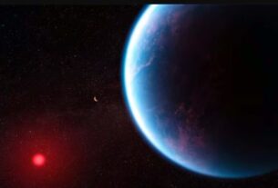 James Webb Space Telescope, Exoplanet, Life beyond Earth, Biosignature, K2-18 b, Hycean world, Microbial life, Dimethyl sulfide (DMS), Dimethyl disulfide (DMDS), Astrobiology, Habitable zone, Exoplanet atmosphere, Transit method"
