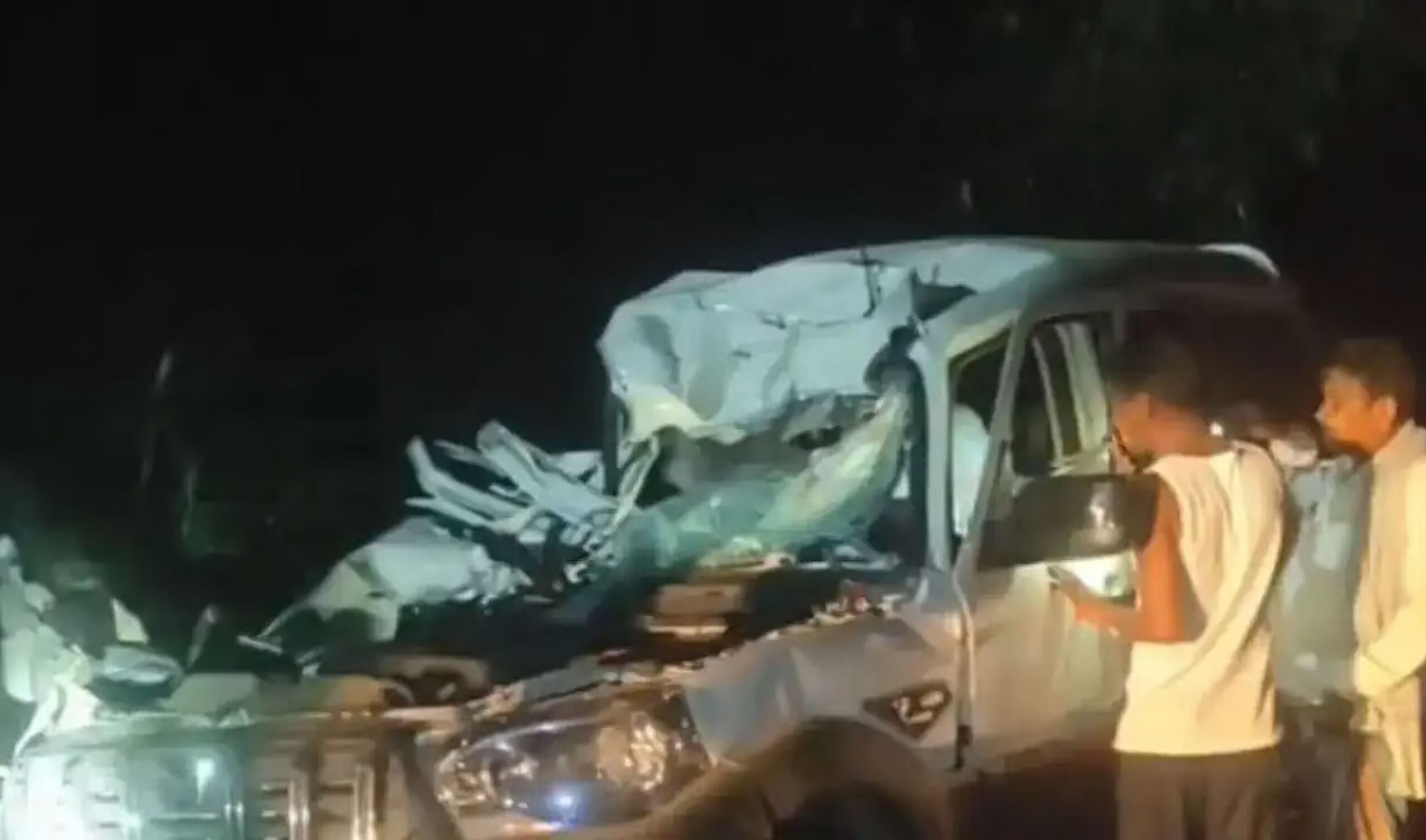 Bihar News: Head-on collision between car and tractor in Katihar... 8 dead, 2 injured, Bihar, Katihar, road accident, tractor collision, Eight people dead, Two critically injured, Wedding return, #Bihar, #BiharNews, #RoadAccident, #LatestNews, #accident, #katihar