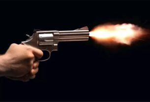 Delhi News: A youth was shot in Geeta Colony area... The entire incident was captured on CCTV, 2 arrested, new-delhi-city-crime,Delhi crime, geeta colony, Revenge killing East Delhi, Geeta Colony shooting, Attempted murder East Delhi, Illegal firearm recovery, East Delhi arrests, Rani Garden crime, Shahid Irshad murder case, Minor shot East Delhi, East Delhi police investigation,Delhi news