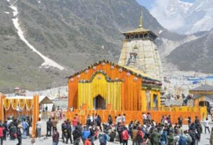 #KedarnathOpening, #KedarnathTemple, #Devotion, #Pilgrimage ,#RainyWelcome, #SpiritualJourney, #HimalayanPilgrimage, #Kedarnath2025, #DivineBlessings, #TravelIndia,