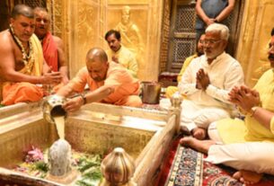 Uttar Pradesh: CM Yogi offered prayers at Kashi Vishwanath temple in Varanasi, Uttar Pradesh, Chief Minister Yogi Adityanath, Varanasi, Kashi Vishwanath Temple, Amit Shah, Chief Minister Pushkar Singh Dhami, Chief Minister Mohan Yadav, Chief Minister Vishnu Dev Sai, BJP meeting- #UttarPradesh, #UPNews, #LatestNews, #YogiAdityanath, #varanasi, #cmmohanyadav, #PushkarSinghDhami, #VishnuDeoSai, #BJPMeeting
