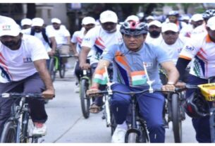 Delhi News: 'Fit India Sunday on Cycle' program organized in Delhi, Indian wrestler Babita Phogat also participated,
