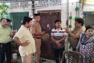 Crime News: Businessman takes a sad step due to loan problem, commits suicide by consuming poison along with his wife and daughter, lucknow-city-general,Lucknow News,Lucknow Latest News,Lucknow News in Hindi,Lucknow Samachar,Lucknow family suicide,Lucknow businessman death,family suicide case,Ashrafabad death case,poison suicide,Lucknow crime news,crime news,suicide note,Uttar Pradesh crime, UP News, Breaking News, ,Uttar Pradesh news- #lucknow, #LatestNews, #UttarPradesh, #UPNews, #suicide, #lucknow, #CrimeNews
