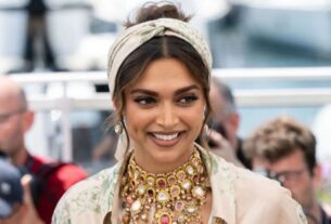 Deepika Padukone: India's name is renowned at the global level! Actress Deepika Padukone joins the Hollywood 'Walk of Fame', Deepika Padukone,Hollywood Walk of Fame,Deepika Padukone movie,Deepika Padukone news,Deepika Padukone age,Deepika Padukone record, first Indian actress,Motion Pictures category,Deepika Padukone hollywood,Deepika Padukone,Hollywood Walk of Fame, #hollywood, #Bollywood, #deepikapadukone, #walkoffame, #indianactress