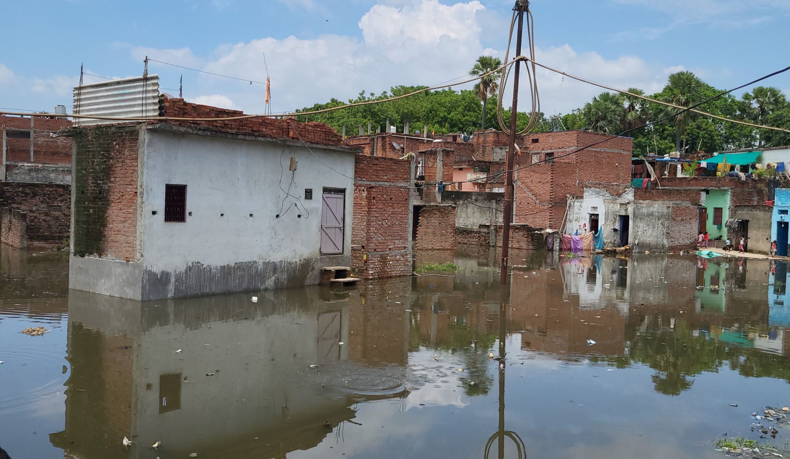 Varuna river in spate in Varanasi, people living on the banks forced to move to safer places