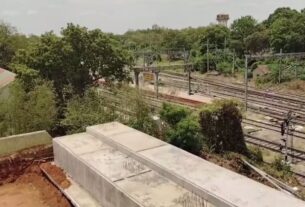 Railway Bridge: