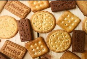 Biscuit Side Effects, #BiscuitWarning, #HealthRisks, #SnackSmart, #HealthyEating, #BiscuitAddiction, #WeightGainAlert, #NutritionMatters, #MindfulEating, #FoodAwareness, #HealthyChoices,